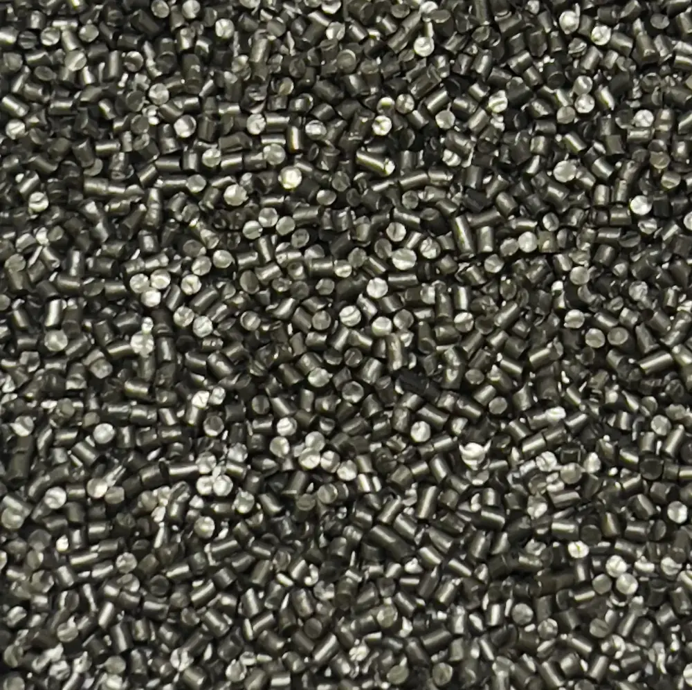 Steel grit abrasive media close-up — angular steel grit with steel shots for blast cleaning